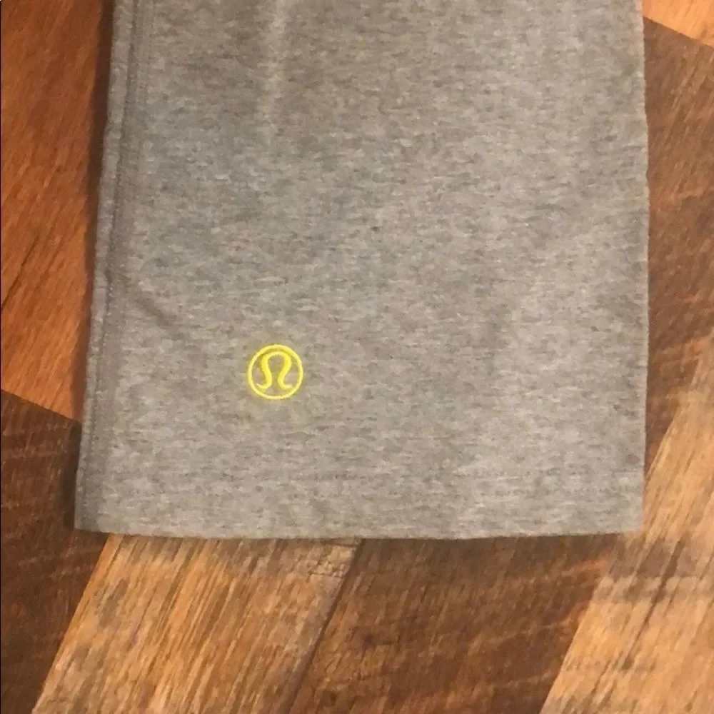 Lululemon Groove Pant Crop Size 4 (1921) - Picture 3 of 5
